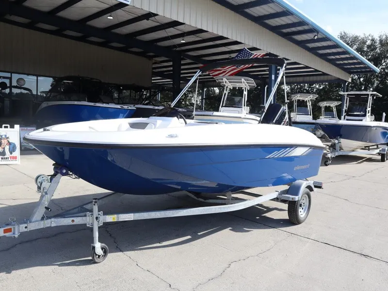 Slide: The Image of Bayliner E16 2026 - 2