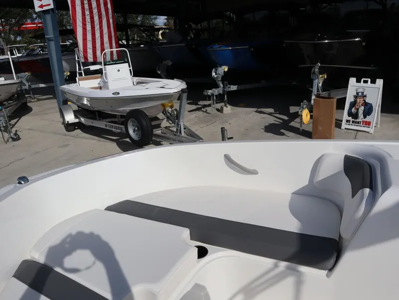 Slide: The Image of Bayliner E16 2026 - 9