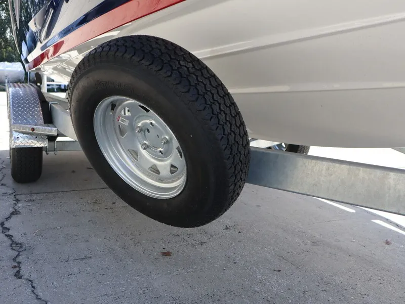 Slide: The Image of Yamaha 222SE 2026 - 14