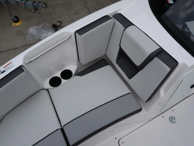 Slide: The Image of Yamaha AR220 2026 - 25