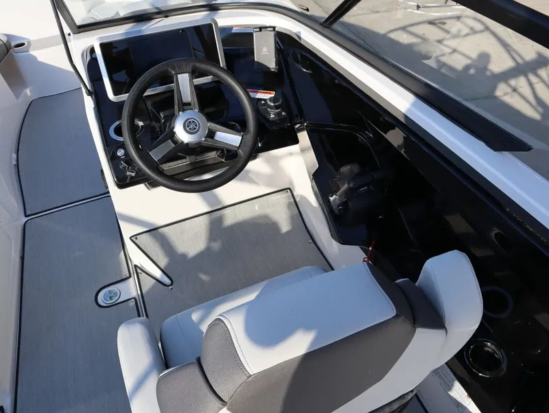 Slide: The Image of Yamaha AR250 2026 - 25