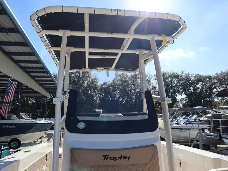 Slide: The Image of Bayliner TROPHY CC20 2026 - 24