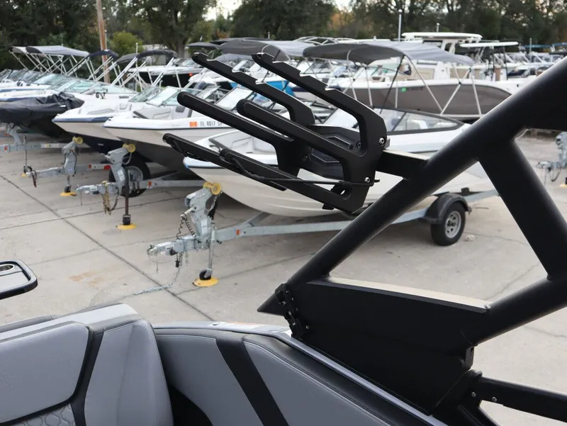 Slide: The Image of Yamaha 255XD 2026 - 19