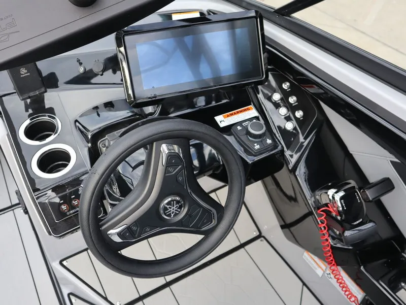 Slide: The Image of Yamaha 255XD 2026 - 24