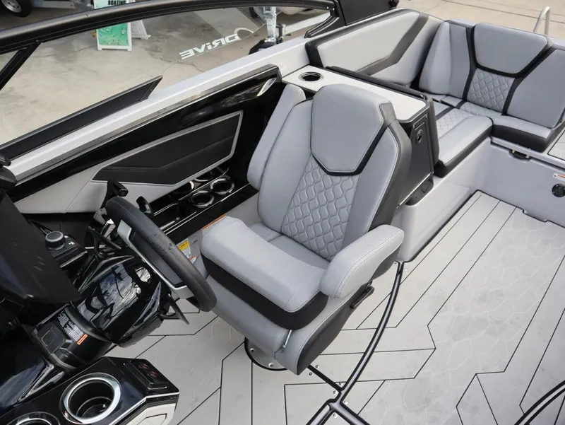 Slide: The Image of Yamaha 255XD 2026 - 25