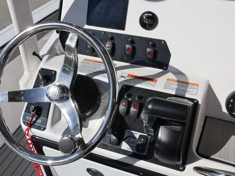 Slide: The Image of Yamaha 195 FSH Sport 2026 - 15