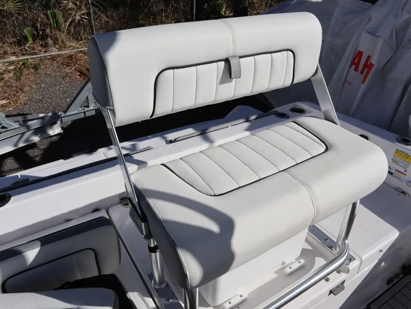 Slide: The Image of Yamaha 195 FSH Sport 2026 - 8