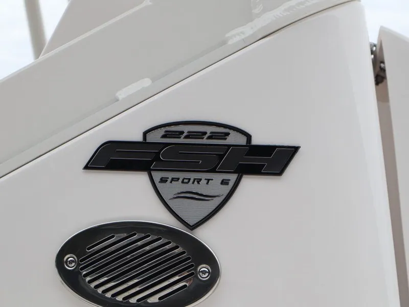 Slide: The Image of Yamaha 222 FSH Sport E 2026 - 11