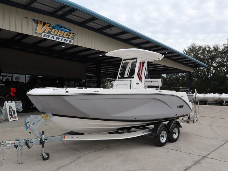 Slide: The Image of Yamaha 222 FSH Sport E 2026 - 2