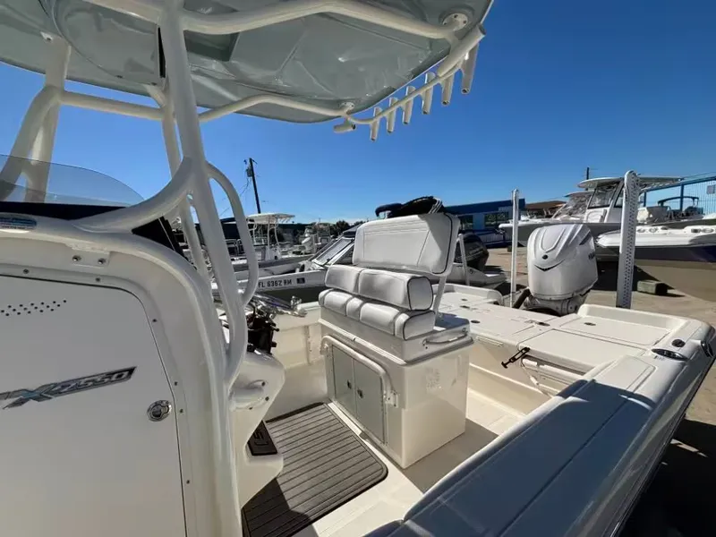 Slide: The Image of Skeeter SX2550 Family 2025 - 7