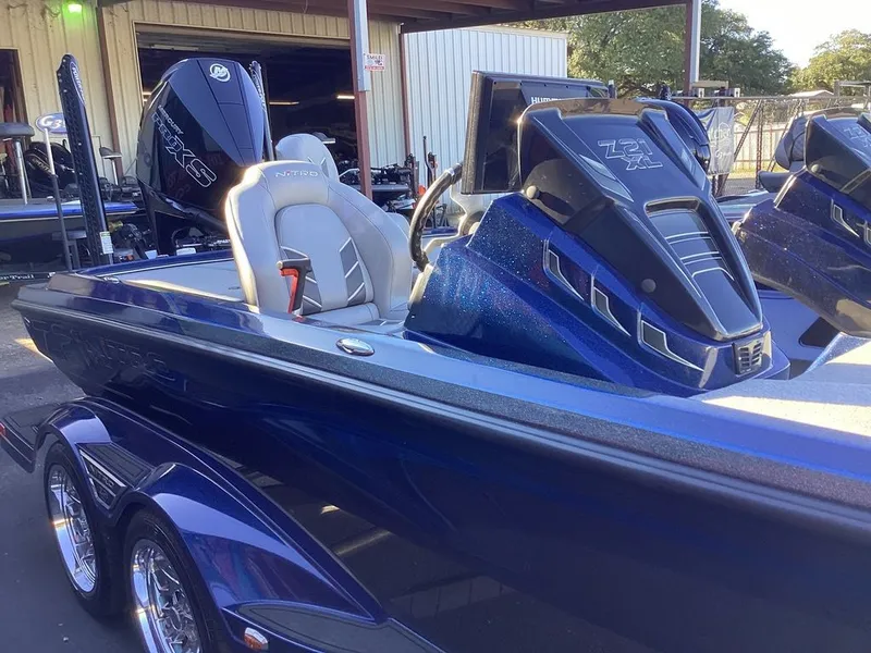 Slide: The Image of Nitro Z21 XL Pro 2022 - 15