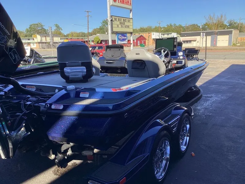 Slide: The Image of Nitro Z21 XL Pro 2022 - 6