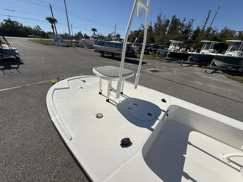 Slide: The Image of Spyder FX16 Wisp 2026 - 10