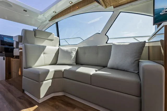 Slide: The Image of Cruisers 50 Cantius 2019 - 84