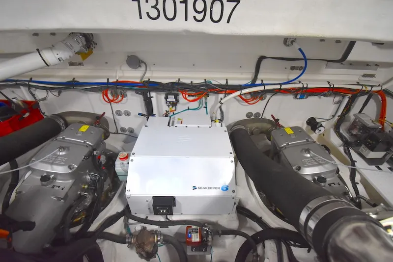 Slide: The Image of Cruisers Yachts 50 Cantius 2019 - 43