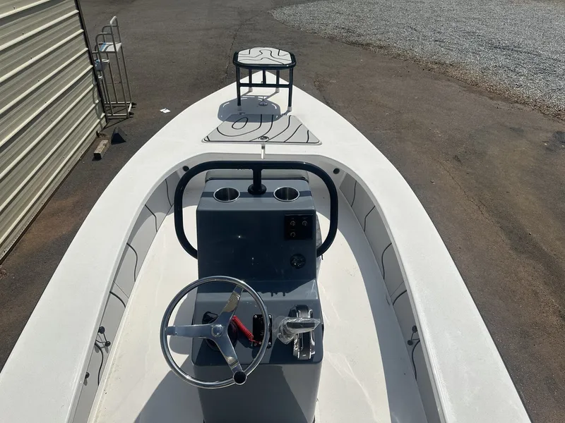 Slide: The Image of Xplor Delta 18CC GUIDE SERIES 2026 - 15