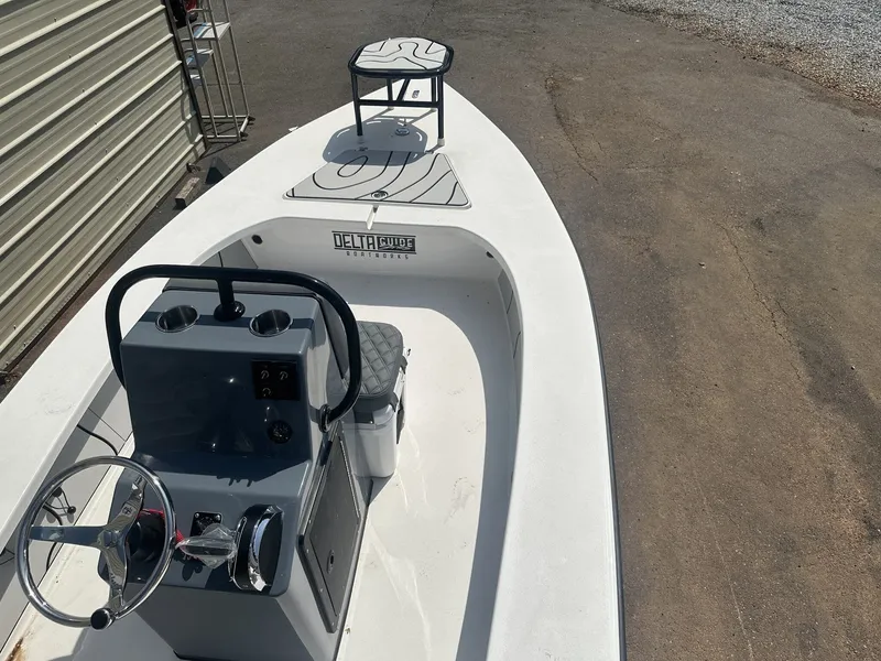 Slide: The Image of Xplor Delta 18CC GUIDE SERIES 2026 - 3