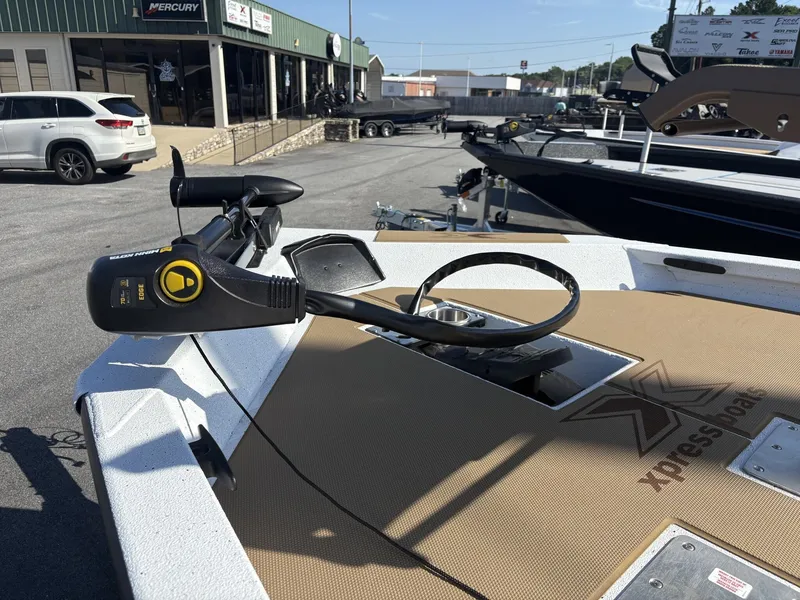 Slide: The Image of Xpress H20C Crappie 2026 - 3