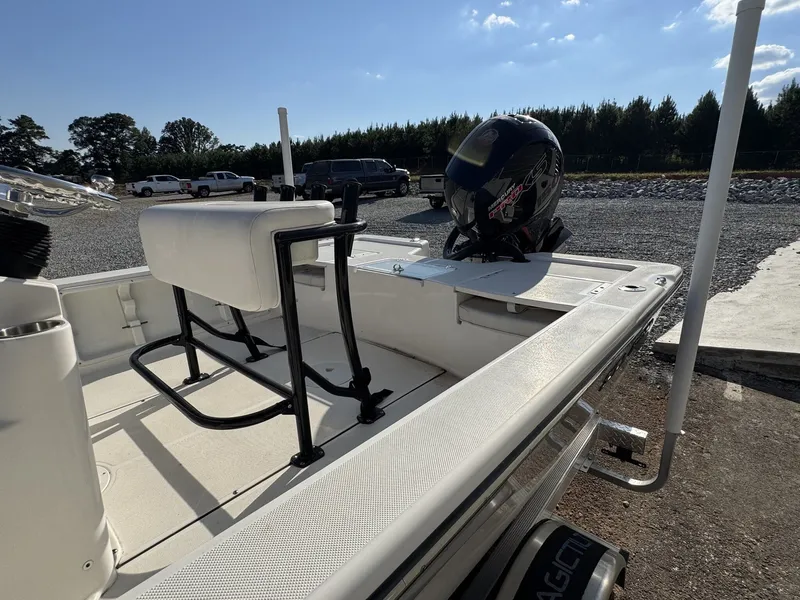 Slide: The Image of Sea Born FX FX21 2024 - 6