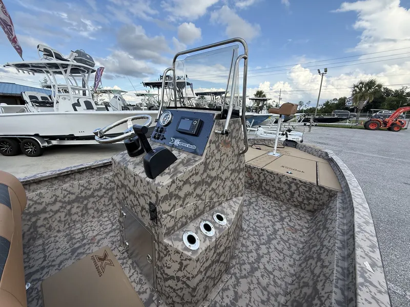 Slide: The Image of Xpress H190B Bay 2026 - 4