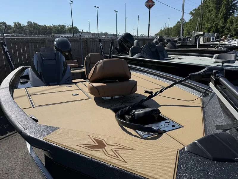 Slide: The Image of Xpress H18 Bass 2026 - 3