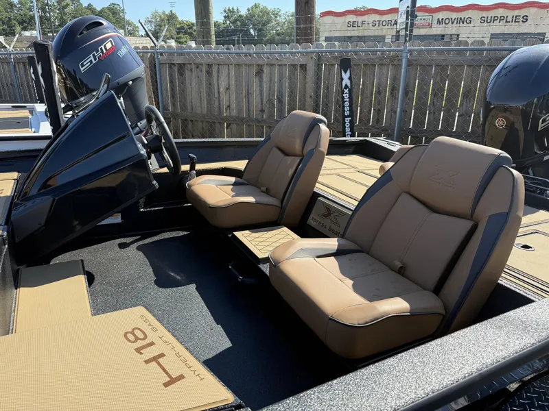 Slide: The Image of Xpress H18 Bass 2026 - 8