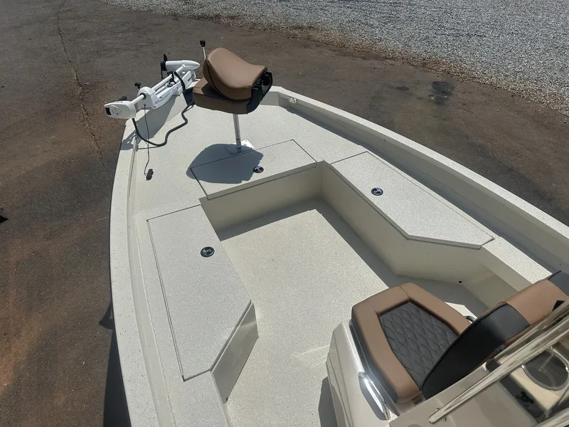 Slide: The Image of Xpress H22B Bay 2026 - 17