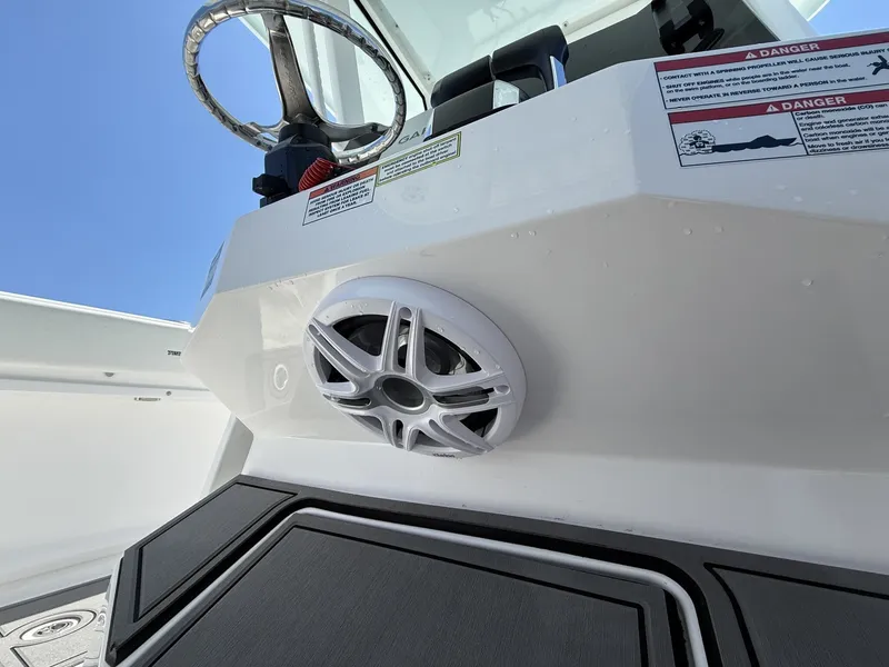 Slide: The Image of Twin Vee GFX2 280 GFX2 2026 - 6