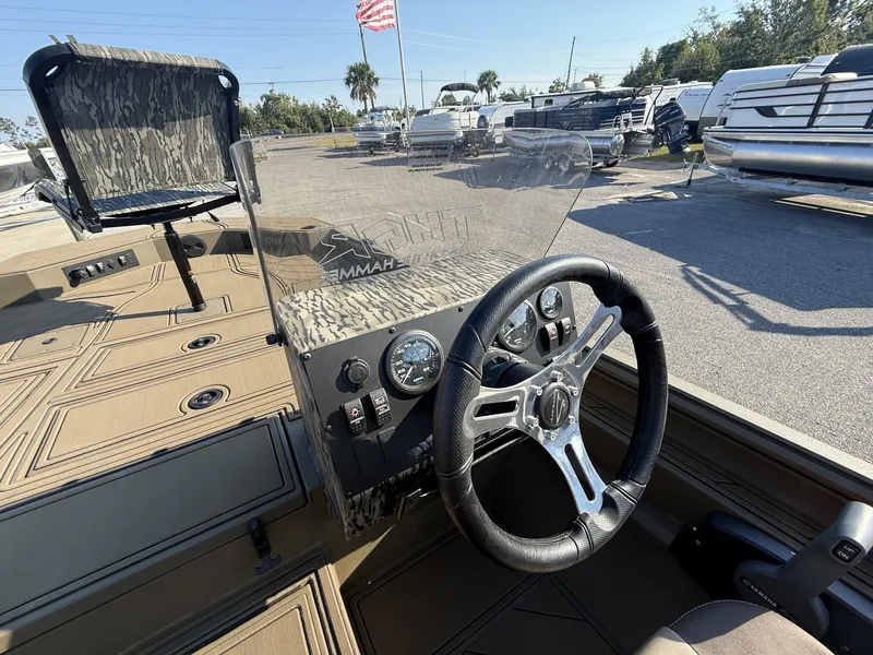 Slide: The Image of Thor Lake Hammer 1900 SC 2026 - 9