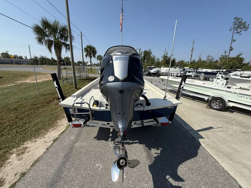 Slide: The Image of Xpress H22B Bay 2026 - 4