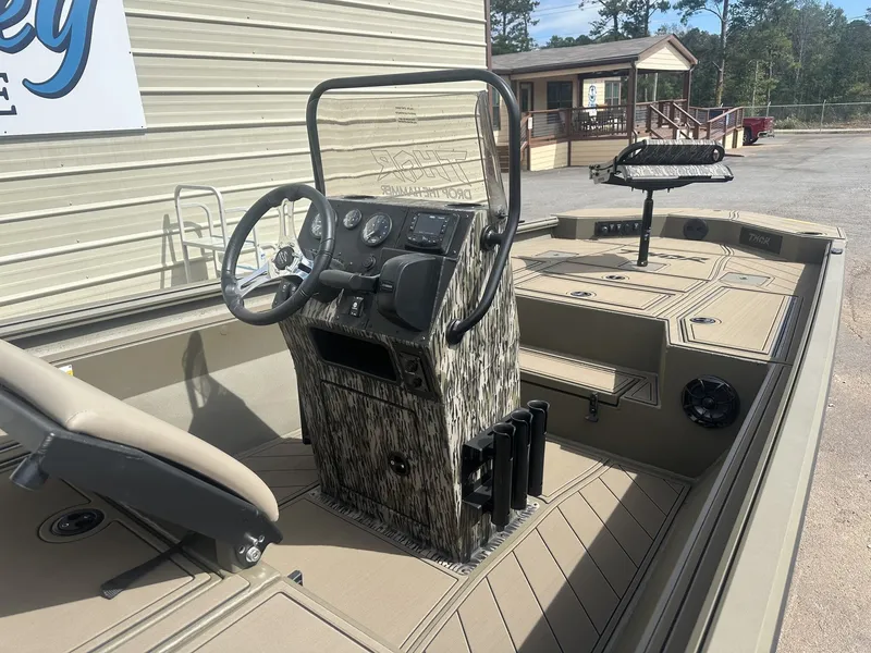 Slide: The Image of Thor LAKE HAMMER 1900 CC 2026 - 8