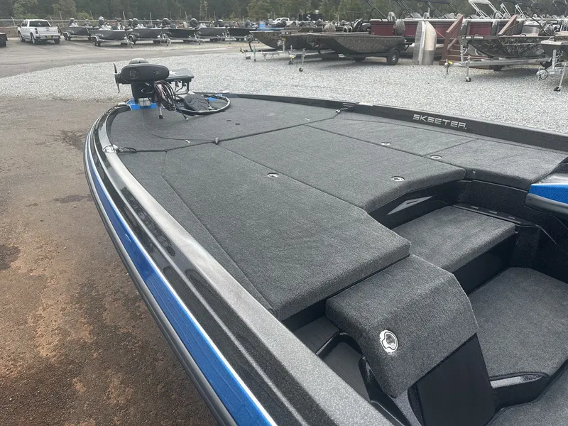 Slide: The Image of Skeeter ZXE21 2026 - 2