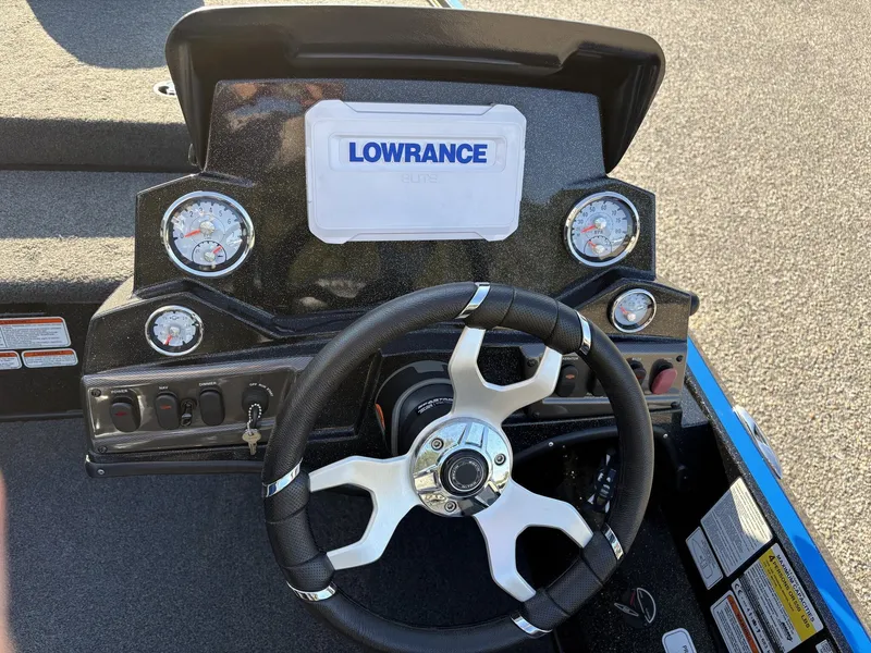 Slide: The Image of Nitro Z 18 DUAL CONSOLE 2022 - 10