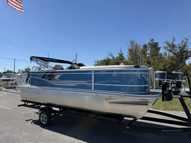 The Image of SunCatcher Select Series 20C-90HP SHO YAMAHA 2026 - undefined