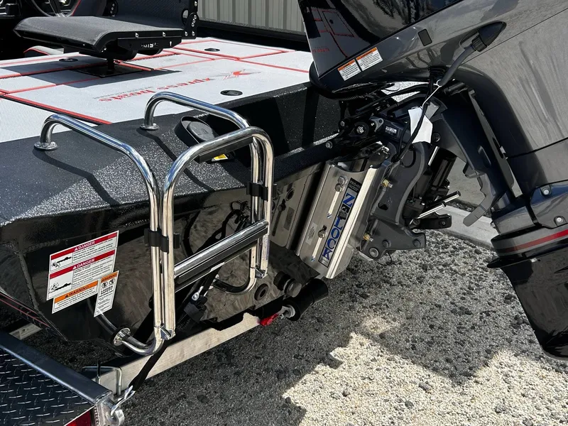 Slide: The Image of Xpress Hyper-Lift Bass Series H20 2025 - 20