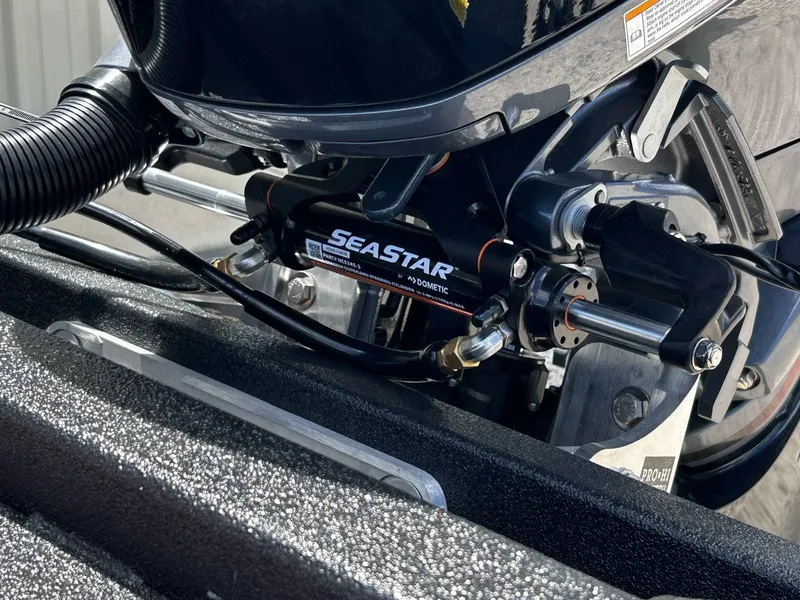 Slide: The Image of Xpress Hyper-Lift Bass Series H20 2025 - 8