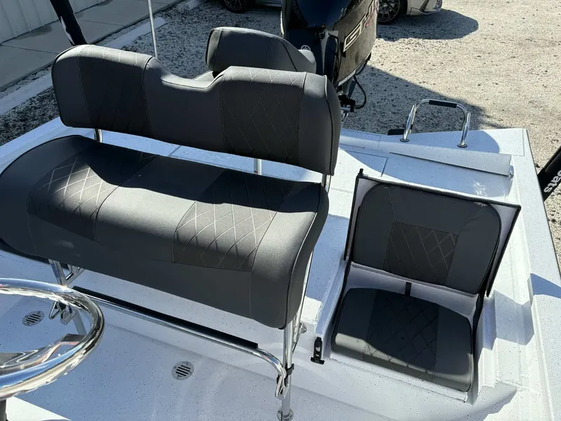 Slide: The Image of Xpress H22B Bay 2026 - 16