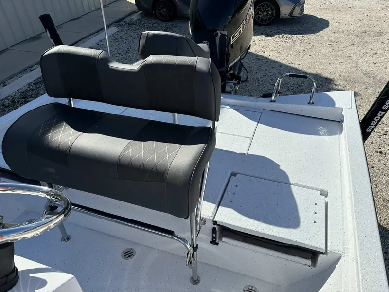 Slide: The Image of Xpress H22B Bay 2026 - 9