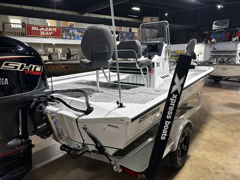 Slide: The Image of Xpress Hyper-Lift Bay Series H20 BAY LOADED 2026 - 3