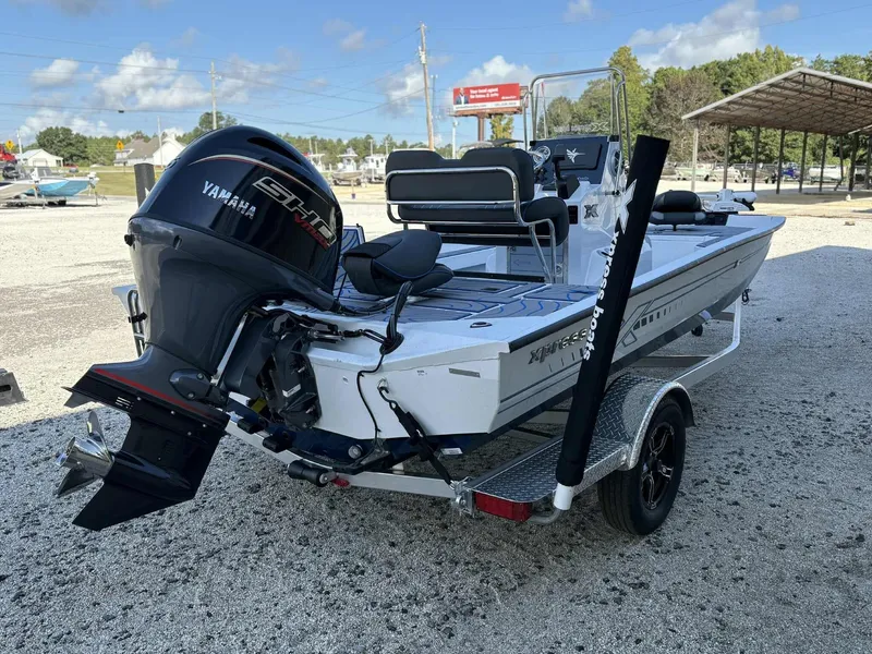 Slide: The Image of Xpress Hyper-Lift Bay Series H20 BAY LOADED 2026 - 2