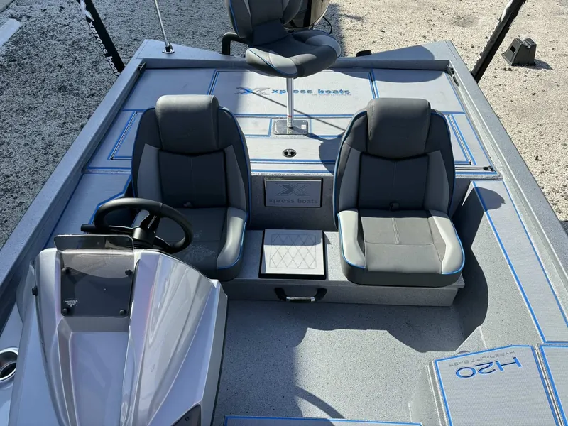 Slide: The Image of Xpress Hyper-Lift Bass Series H20 2026 - 12