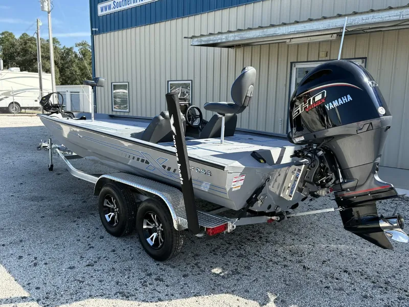 Slide: The Image of Xpress Hyper-Lift Bass Series H20 2026 - 3