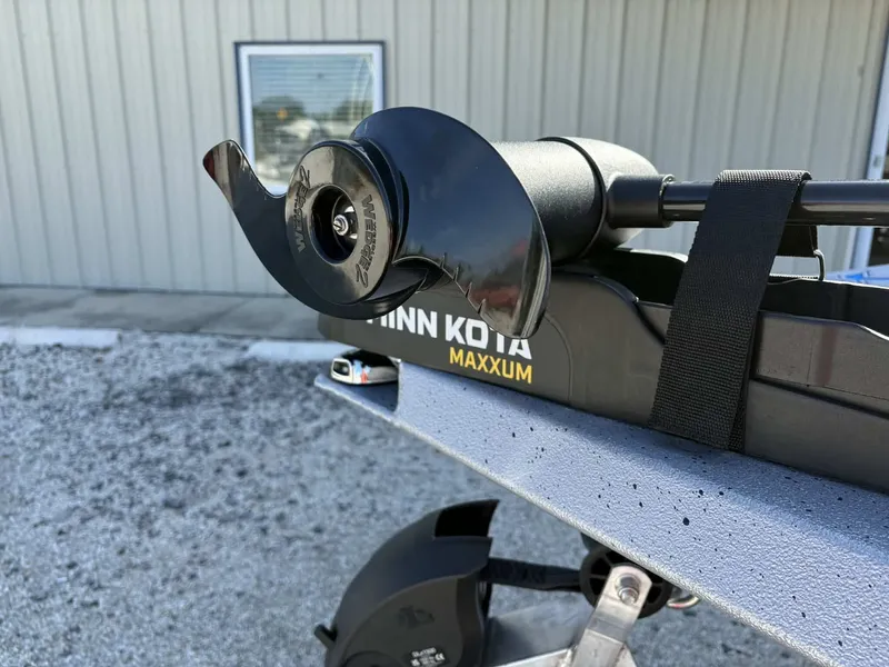 Slide: The Image of Xpress Hyper-Lift Bass Series H20 2026 - 9