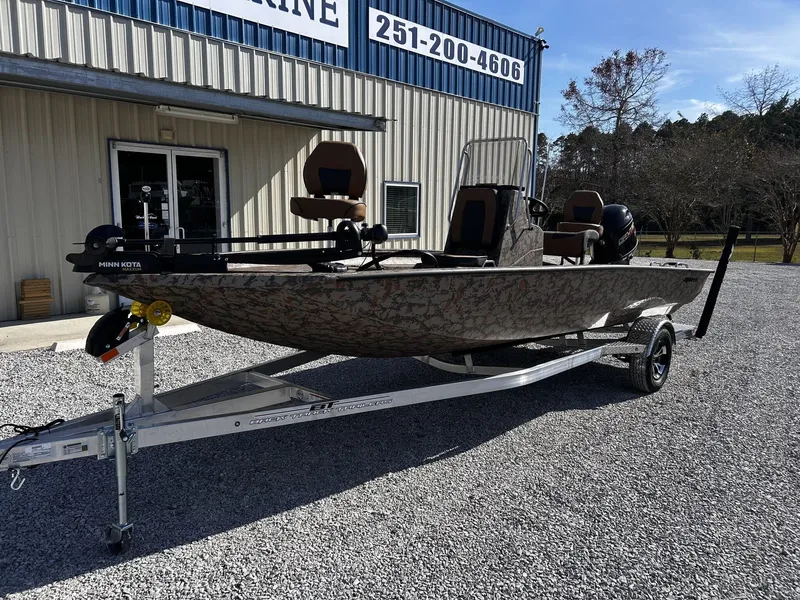 The Image of Xpress H20B Bay 2026 - 1