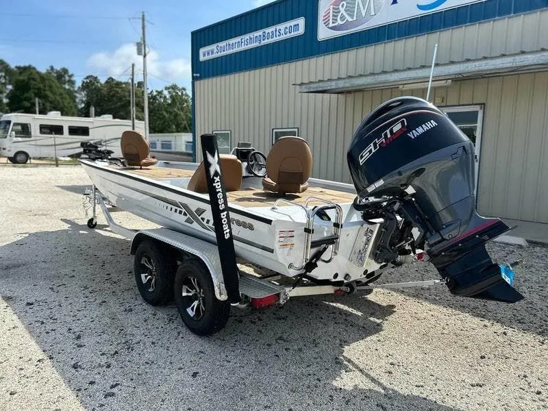 Slide: The Image of Xpress H20C Crappie 2026 - 7