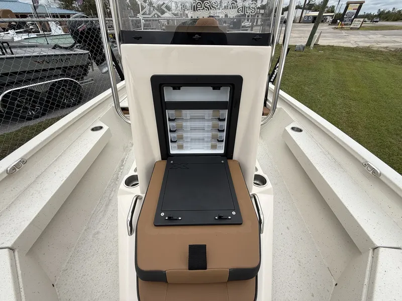 Slide: The Image of Xpress H20B Bay 2026 - 4