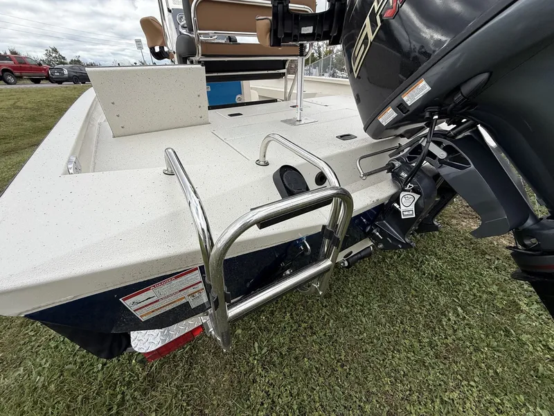 Slide: The Image of Xpress H20B Bay 2026 - 6