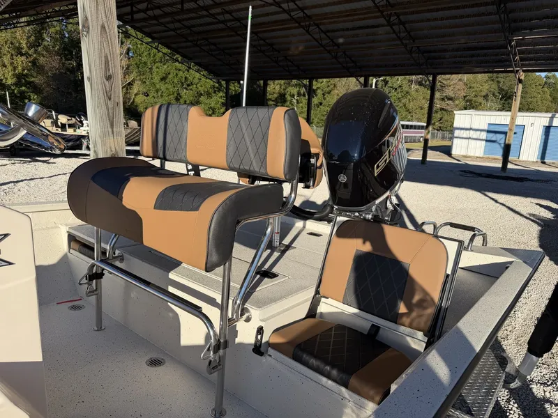 Slide: The Image of Xpress H22B Bay 2026 - 8