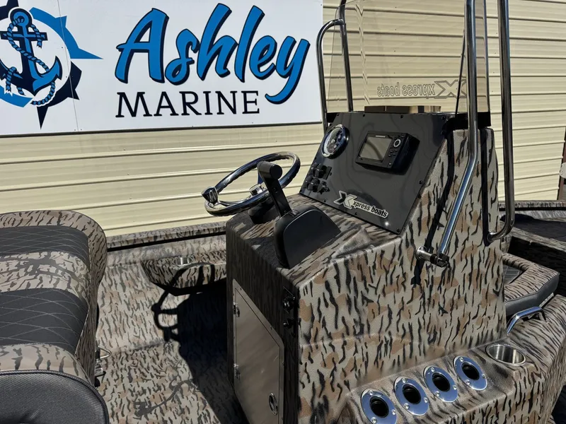 Slide: The Image of Xpress H20B Bay 2026 - 5