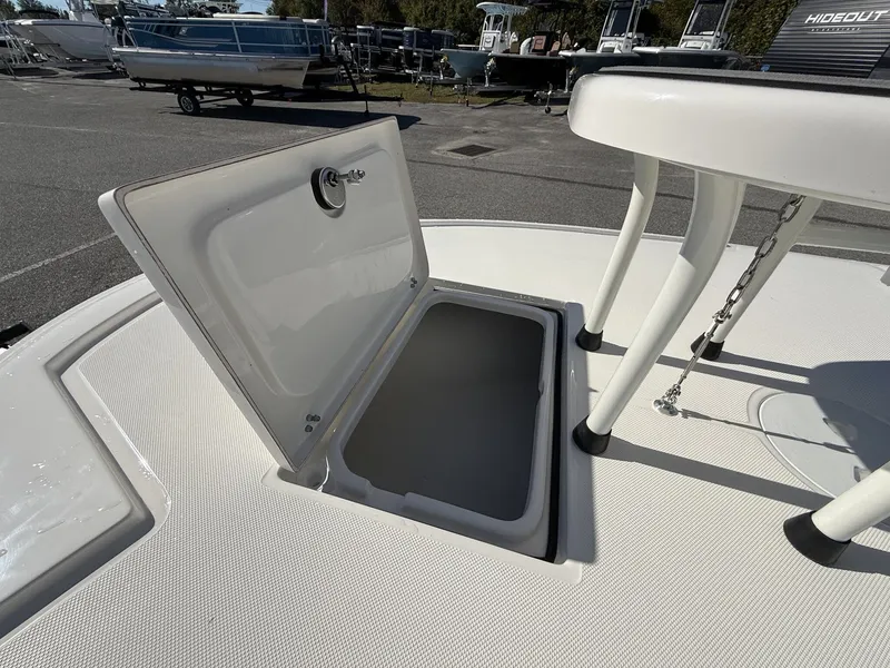 Slide: The Image of Spyder FX16 Wisp 2026 - 4